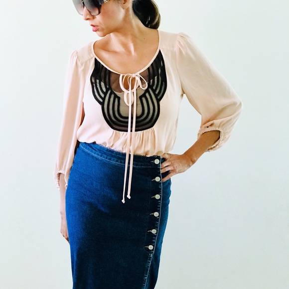 SOLD Pink blouse size small - Picture 2 of 5